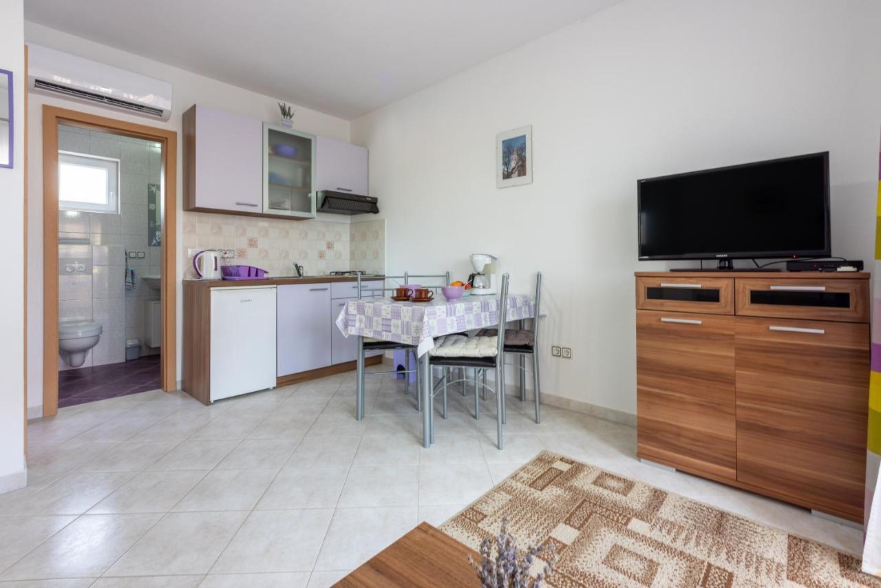 Apartmani Jaric Novi Vinodolski Eksteriør bilde